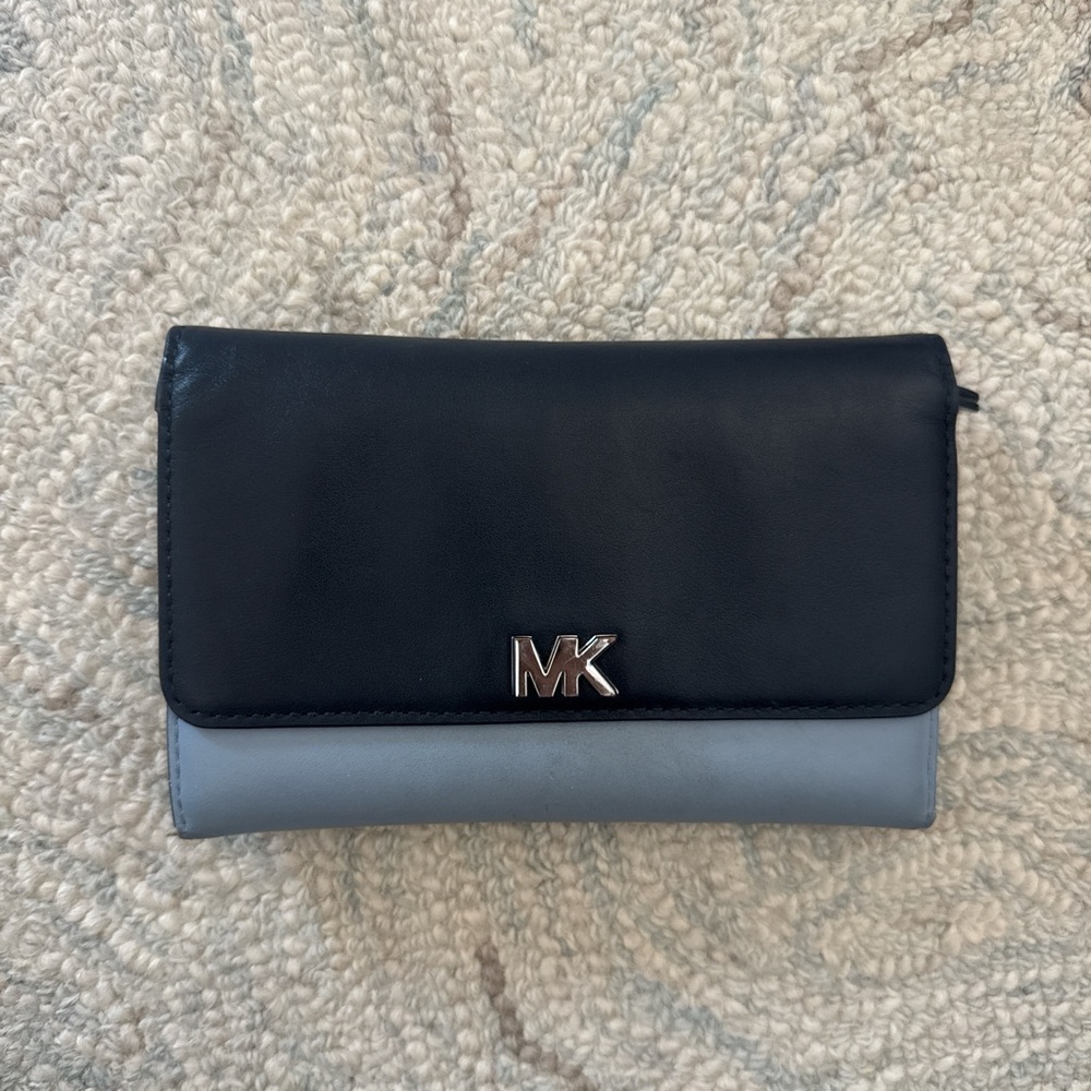 Michael Kors Black and Gray Women's wallet